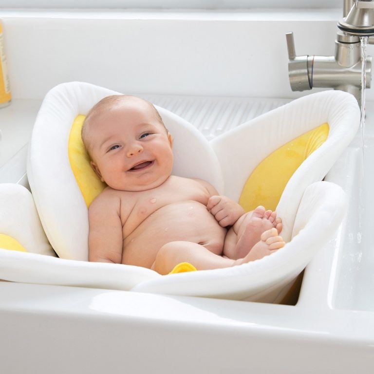 Best Baby Bath Tubs in 2023 Baby Bath Tub Reviews